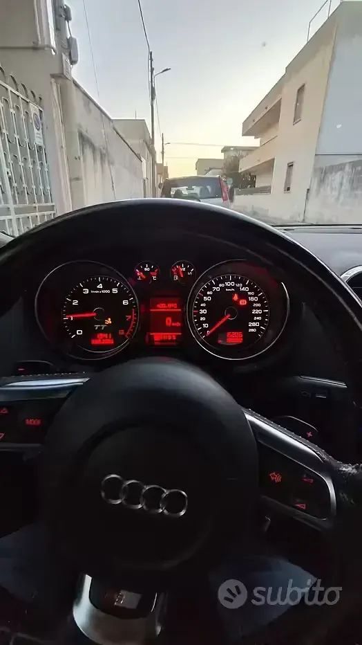Usata Audi TT Roadster Ambiente 200 CV (147 kW) 2007 Nero Cabrio