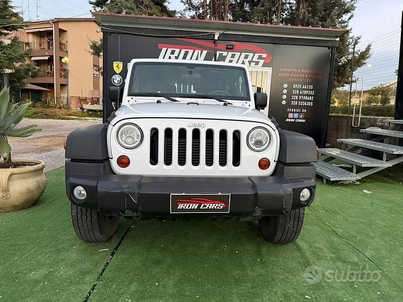 Usata Jeep Wrangler Sport 199 CV (146 kW) 2011 Bianco SUV
