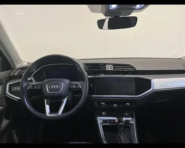 Usata Audi Q3 Advanced 150 CV (110 kW) 2023 Argento SUV