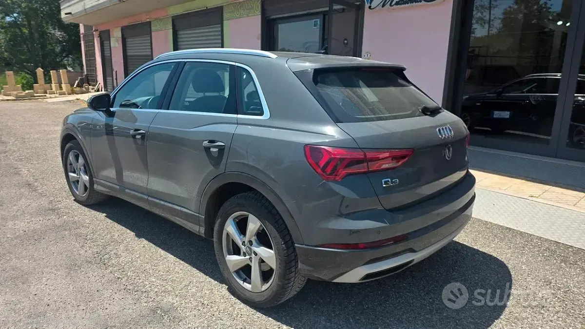 Usata Audi Q3 Advanced 150 CV (110 kW) 2019 Grigio SUV