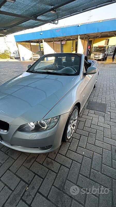 Usata BMW 320 230 CV (169 kW) 2011 Grigio Cabrio