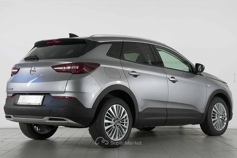Usata Opel Grandland X Business 131 CV (96 kW) 2020 Argento SUV