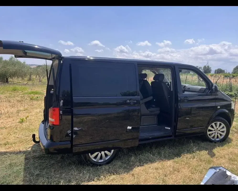 Usata VW T5 Highline 179 CV (131 kW) 2013 Nero Furgone