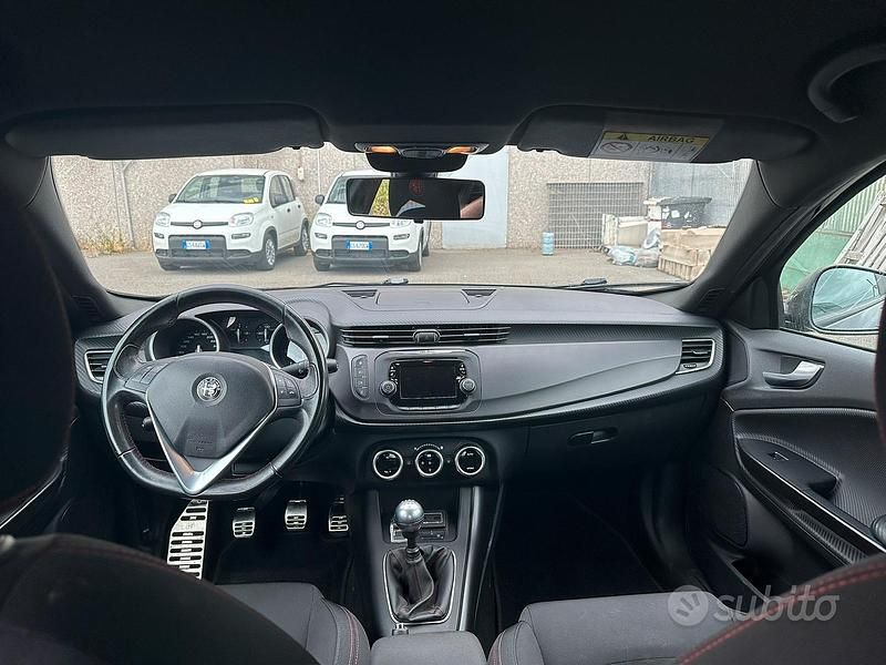 Usata Alfa Romeo Giulietta Super 120 CV (88 kW) 2017 Nero Utilitaria