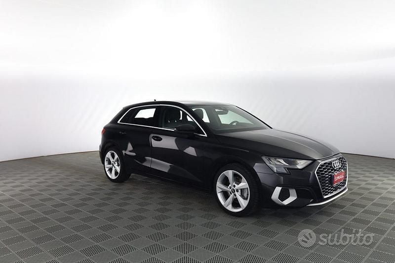 Usata Audi A3 Advanced 116 CV (85 kW) 2021 Nero midnight Berlina
