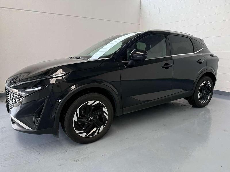 Usata Nissan Qashqai N-Connecta 140 CV (102 kW) 2025 Pearl black SUV