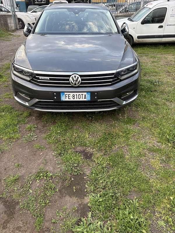 Usata VW Passat Alltrack 190 CV (139 kW) 2016 Grigio Station wagon