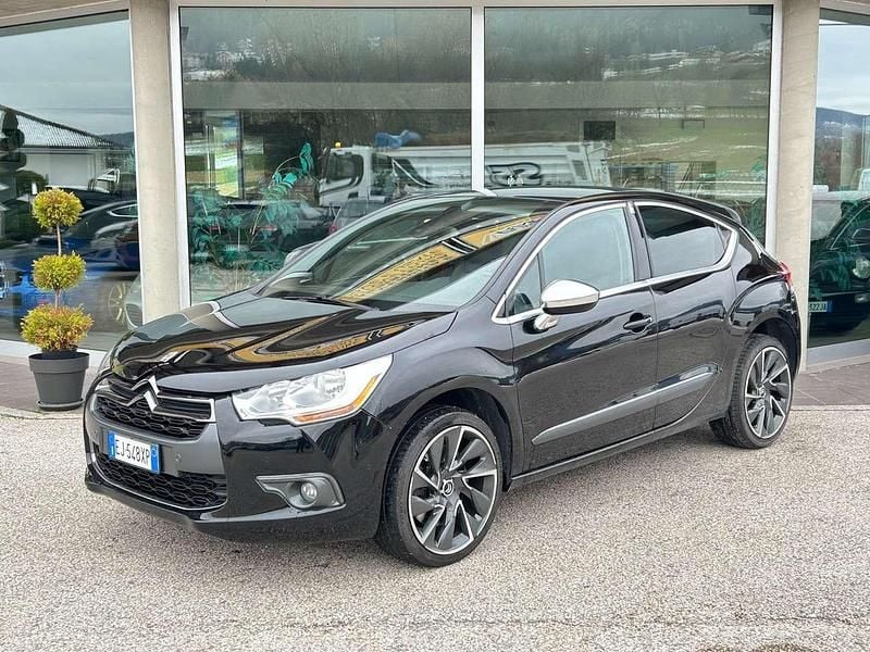 Nero Usata 2011 Citroën DS4 Sport Chic Due volumi | 6400 € - Immagine 1/4