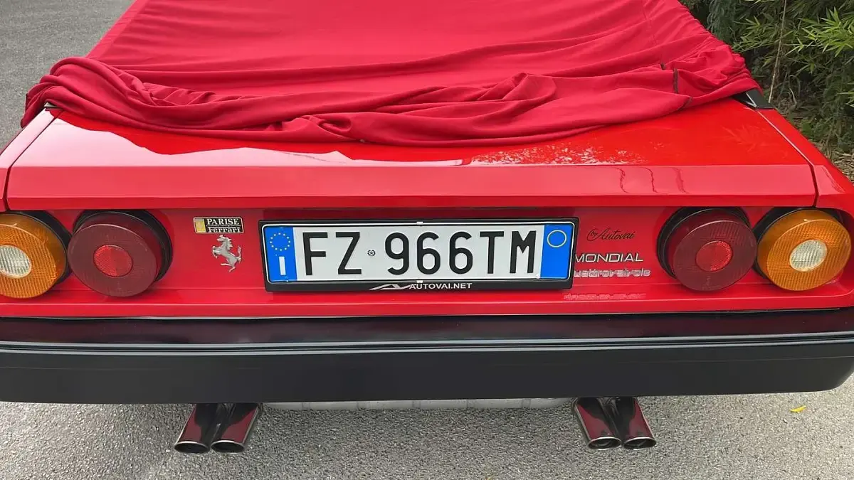 Usata Ferrari Mondial 239 CV (175 kW) 1985 Rosso Berlina