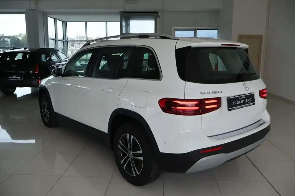 Begagnad Mercedes GLB180 Advanced 116 HK (85 kW) 2025 Vit SUV