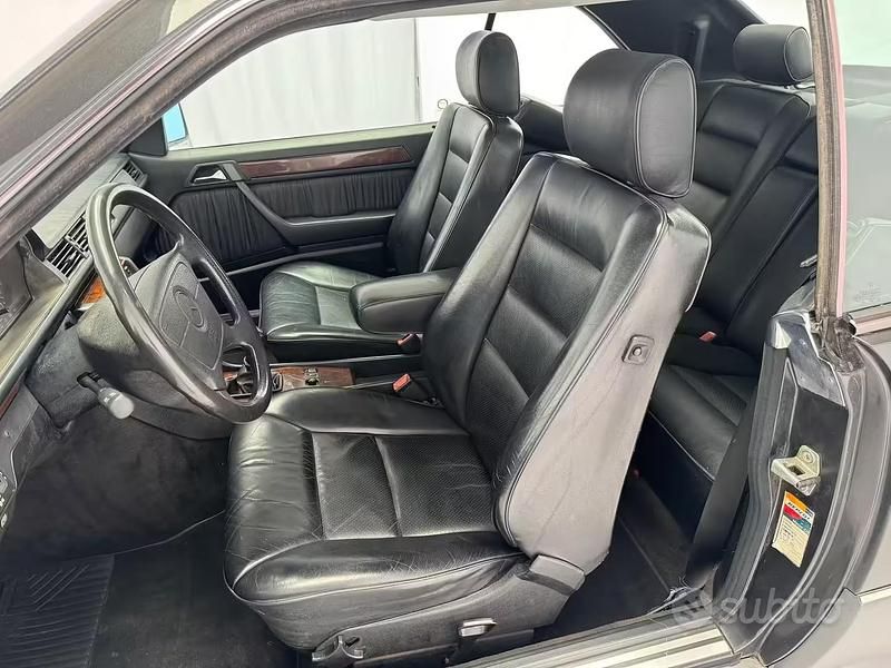 Usata Mercedes 200 136 CV (100 kW) 1993 Nero Coupé