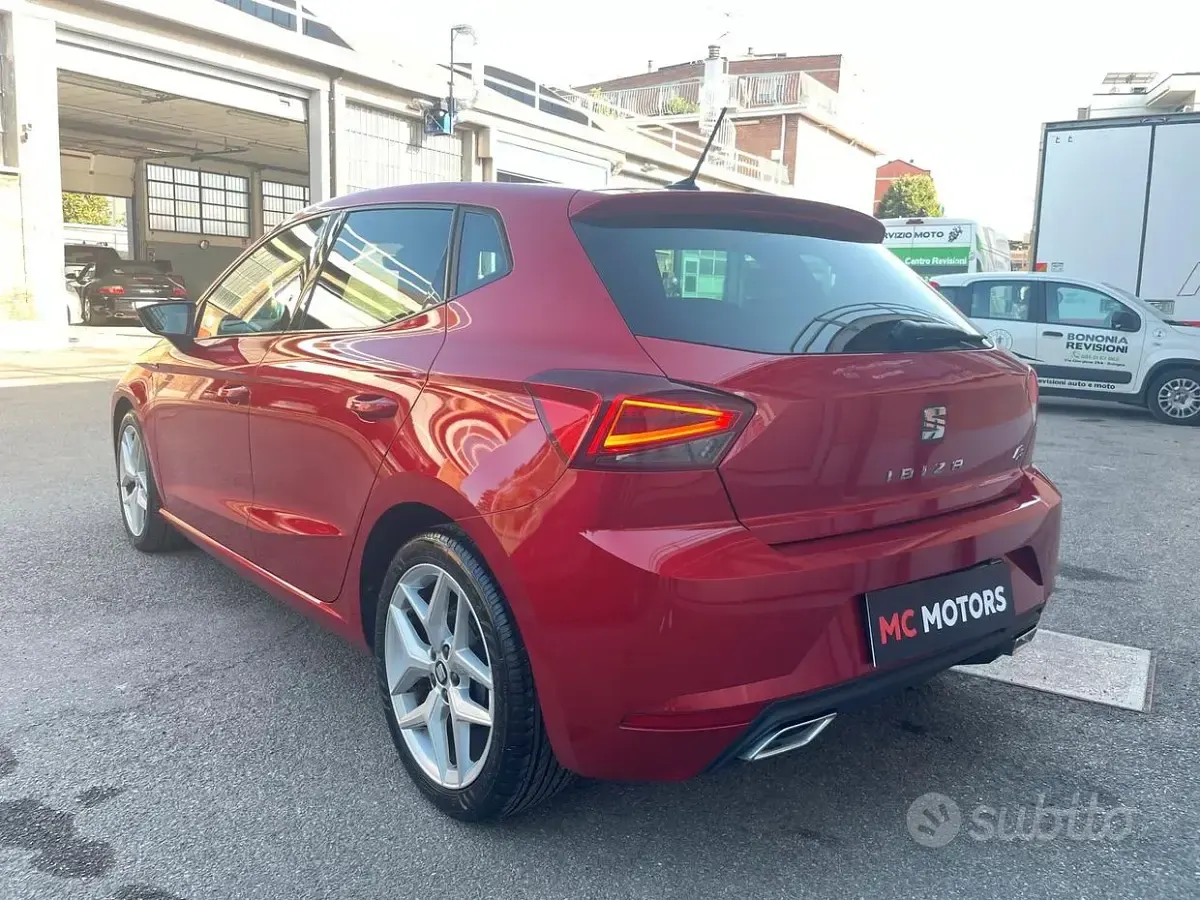 Usata Seat Ibiza FR 95 CV (69 kW) 2018 Rosso Utilitaria