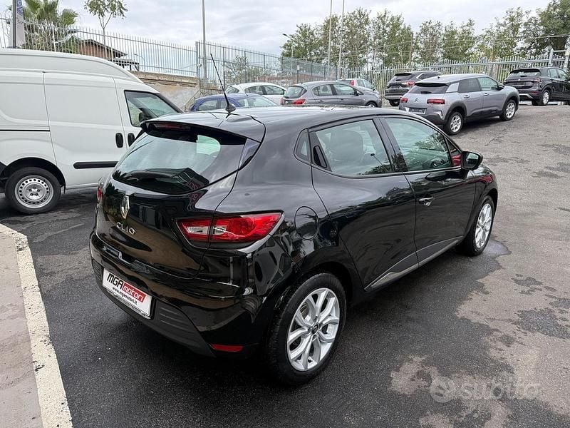 Usata Renault Clio IV Business 90 CV (66 kW) 2018 Nero Berlina