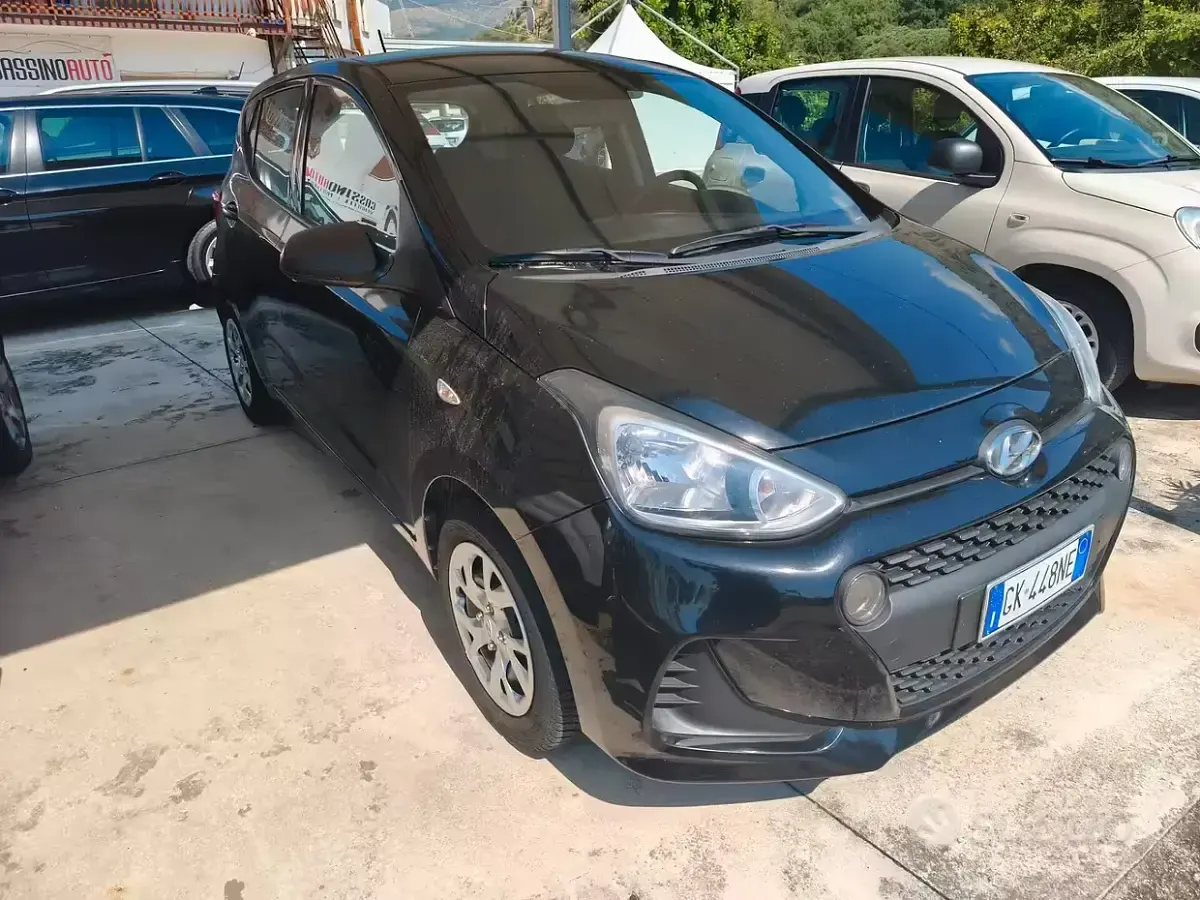 Usata Hyundai i10 Advanced 67 CV (49 kW) 2019 Nero Utilitaria