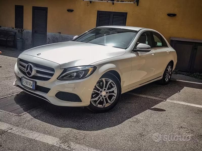 Usata Mercedes C220 170 CV (125 kW) 2016 Bianco Berlina