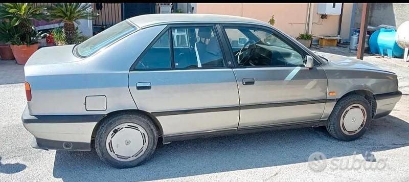 Usata Lancia Dedra 1992 Grigio Berlina