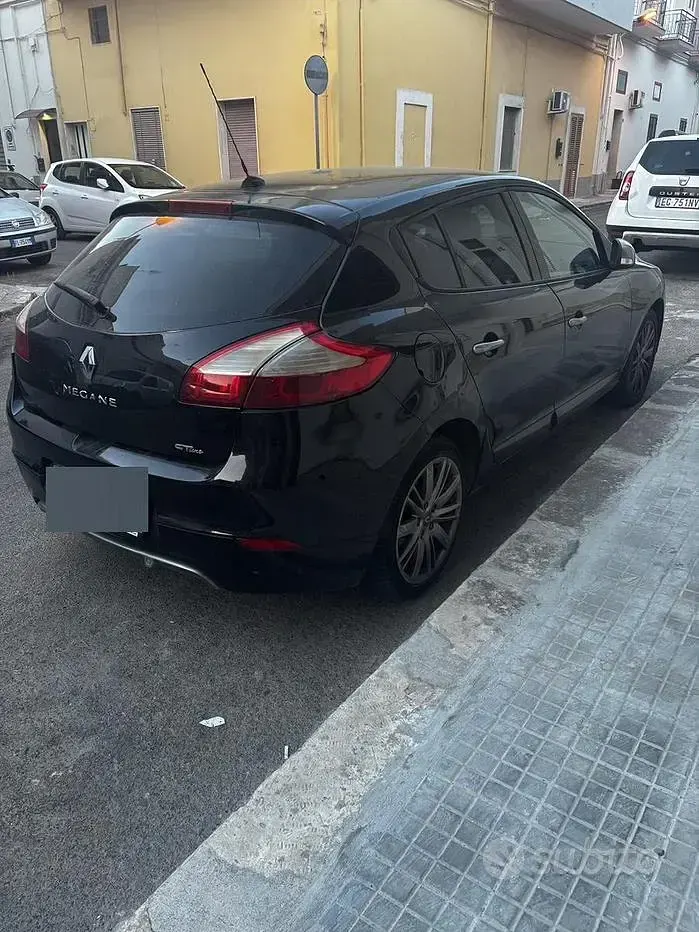 Usata Renault Mégane III 110 CV (80 kW) 2011 Nero Berlina