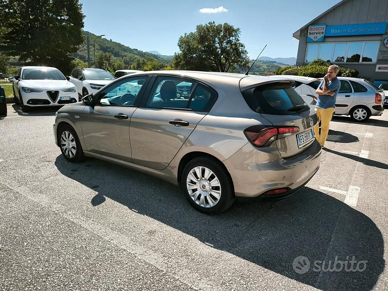 Usata Fiat Tipo Easy 95 CV (69 kW) 2019 Grigio Berlina