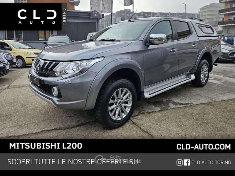 Usata Mitsubishi L200 181 CV (133 kW) 2019 Grigio Pick-up