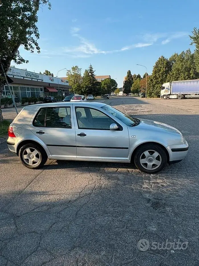 Usata VW Golf III 75 CV (55 kW) 1999 Grigio Berlina