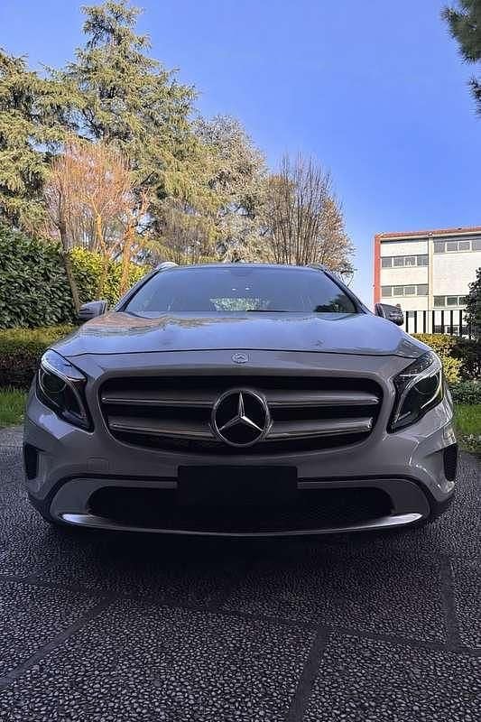 Usata Mercedes GLA220 170 CV (125 kW) 2014 SUV