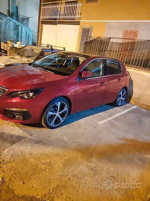 Usata Peugeot 308 Allure 131 CV (96 kW) 2018 Berlina