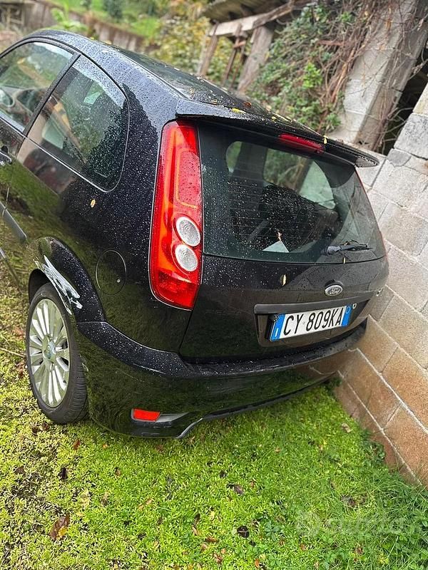 Usata Ford Fiesta S 2006 Nero Utilitaria