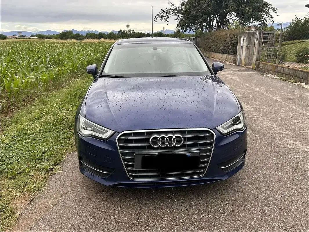 Usata Audi A3 Attraction 110 CV (80 kW) 2014 Berlina