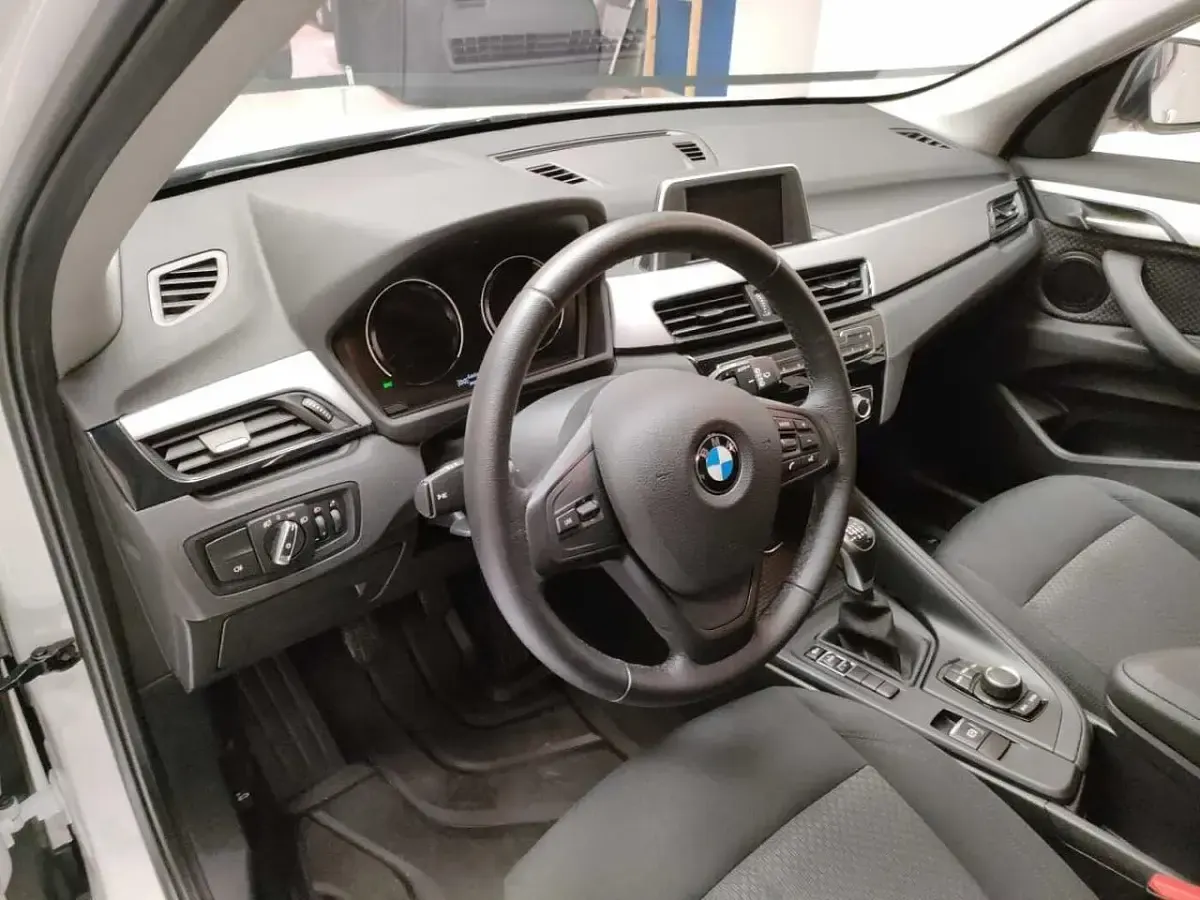 Usata BMW X1 Advantage 116 CV (85 kW) 2021 Bianco SUV
