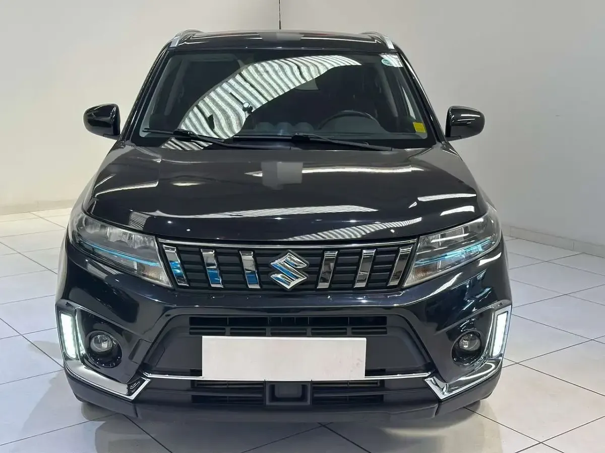 Usata Suzuki Vitara 129 CV (94 kW) 2021 Nero SUV
