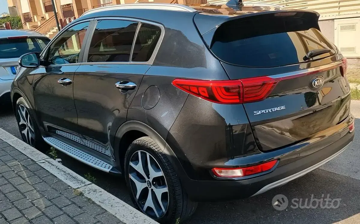 Usata Kia Sportage GT-Line 141 CV (103 kW) 2017 Nero SUV