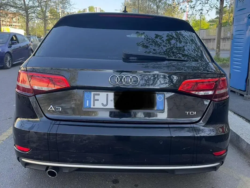 Usata Audi A3 Ambiente 116 CV (85 kW) 2017 Nero Berlina