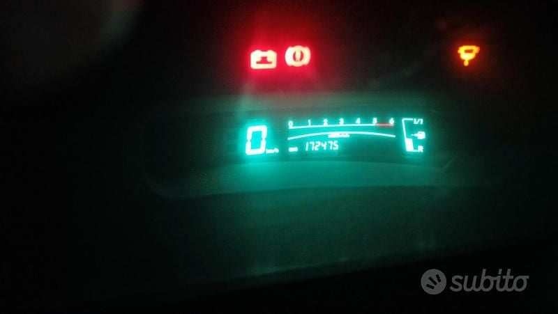 Usata Toyota Yaris 2008 Grigio Berlina