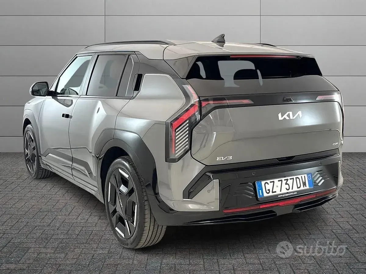 Usata Kia EV3 GT-Line 50 kW (68 CV) 2025 Grigio SUV