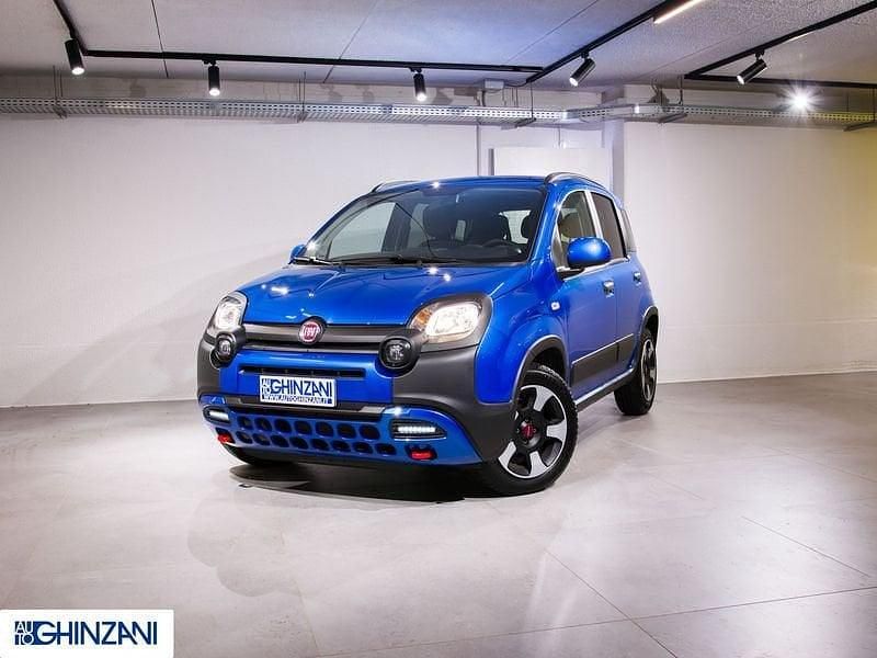 Usata Fiat Panda Cross Cross 69 CV (50 kW) 2024 Blu italia Utilitaria