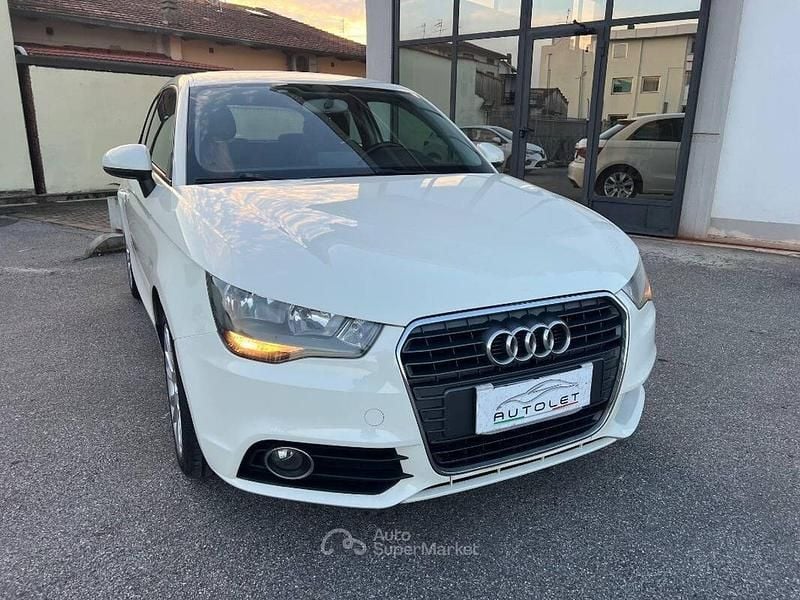 Usata Audi A1 Ambition 90 CV (66 kW) 2014 Bianco Utilitaria