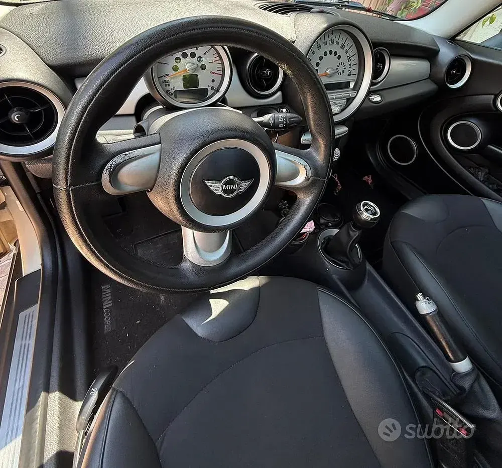 Usata Mini Cooper S 175 CV (128 kW) 2007 Bianco Utilitaria