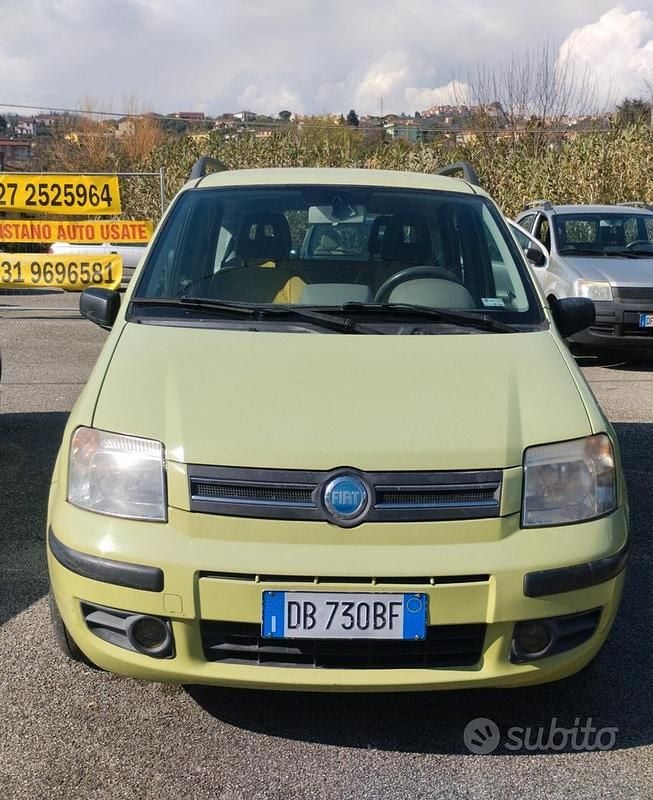 Usata Fiat Panda 59 CV (43 kW) 2006 Verde Utilitaria