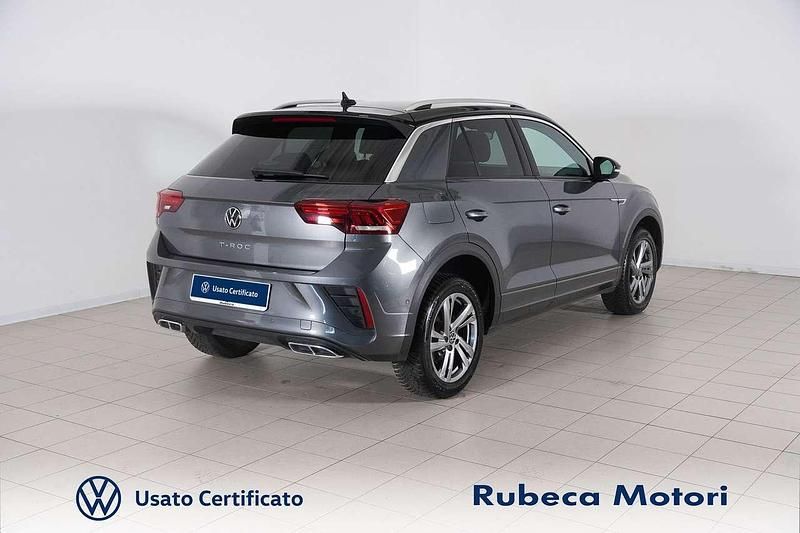 Usata VW T-Roc R-line 116 CV (85 kW) 2022 Grigio SUV