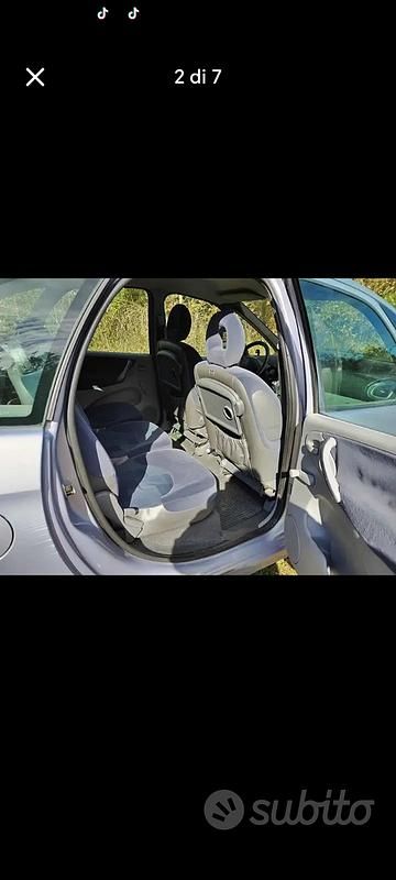 Usata Citroën Xsara Picasso 109 CV (80 kW) 2005 Grigio Monovolume