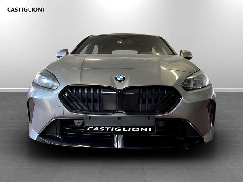 Usata BMW 116 M Sport 122 CV (89 kW) 2025 Grigio Utilitaria