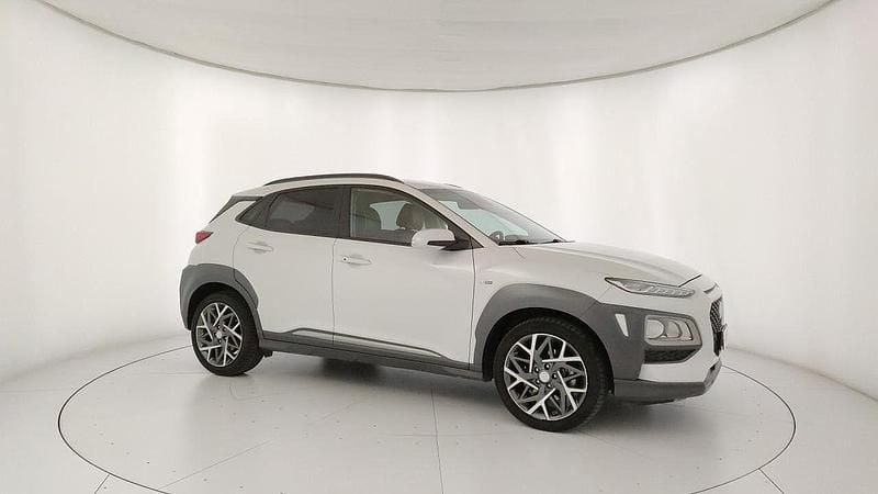 Usata Hyundai Kona XPrime 141 CV (103 kW) 2020 Bianco SUV
