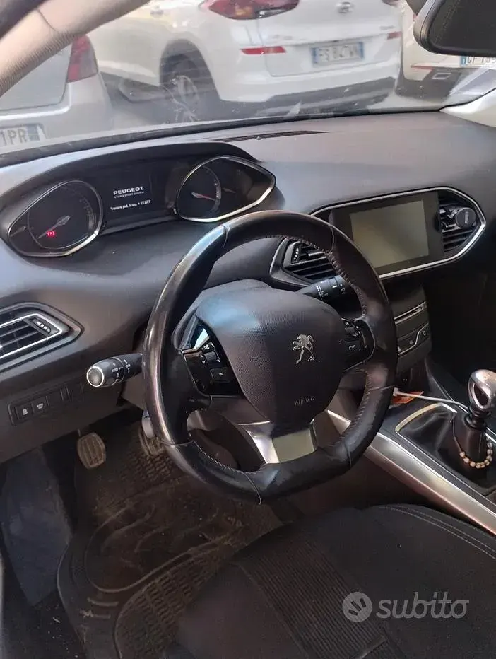 Usata Peugeot 308 Allure 116 CV (85 kW) 2013 Grigio Berlina