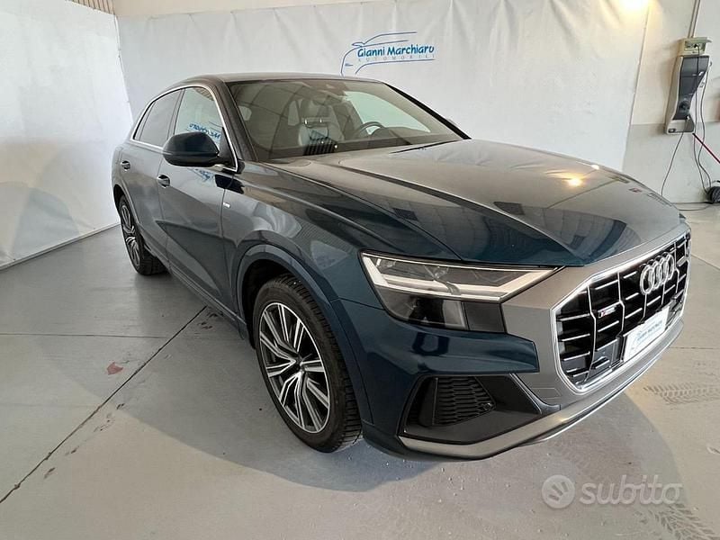 Usata Audi Q8 S-Line 231 CV (169 kW) 2020 Blu SUV