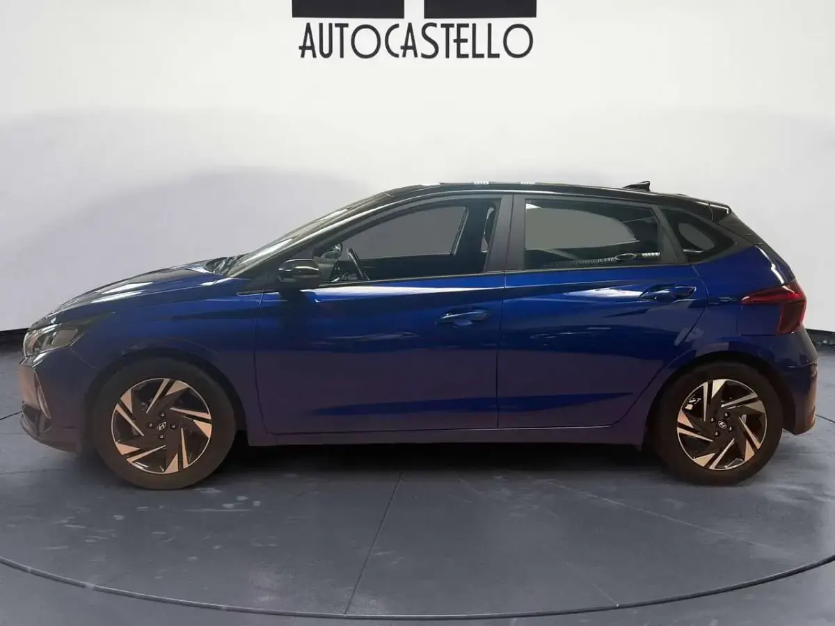Usata Hyundai i20 82 CV (60 kW) 2022 Blu/azzurro Utilitaria