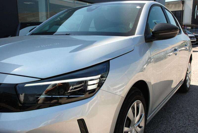 Occasion Opel Corsa Edition 75 PK (55 kW) 2024 Grijs Sedan