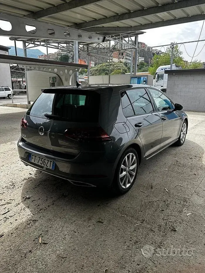 Usata VW Golf VII 115 CV (84 kW) 2019 Grigio Berlina