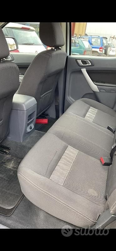 Usata Ford Ranger 150 CV (110 kW) 2014 Bianco Pick-up