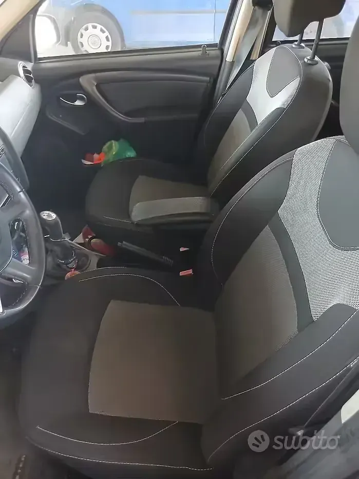 Usata Dacia Duster 114 CV (83 kW) 2018 Grigio SUV