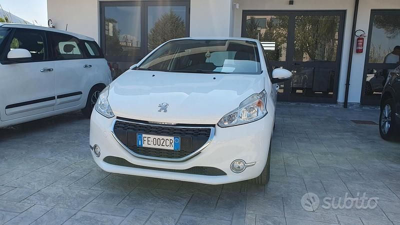 Usata Peugeot 208 2016 Bianco Utilitaria